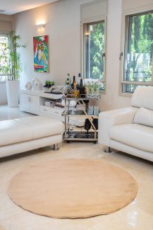 שטיח פוליאסטר שאגי בז עגול