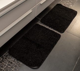 שטיח סופט לאמבטיה שחור