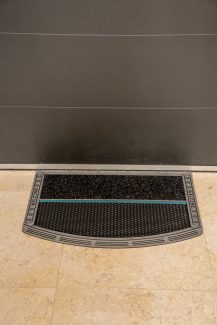 שטיח סף סופר מחצלת WELCOME אפור (חצי עיגול)